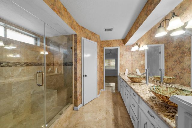 6714 Brittany Park Lane, Houston, TX 77066