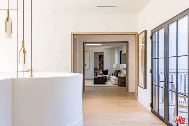 23614 Dry Canyon Cold Creek Rd, Calabasas, CA 91302
