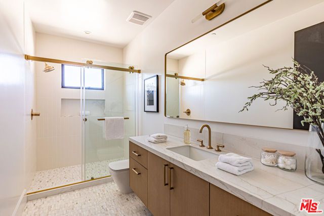 23614 Dry Canyon Cold Creek Rd, Calabasas, CA 91302