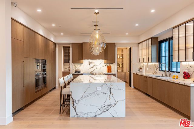 23614 Dry Canyon Cold Creek Rd, Calabasas, CA 91302