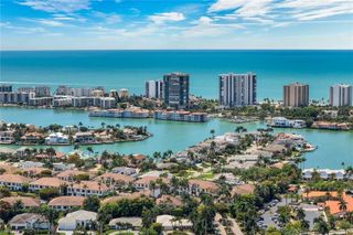 4092 Belair LN 15, Naples, FL 34103