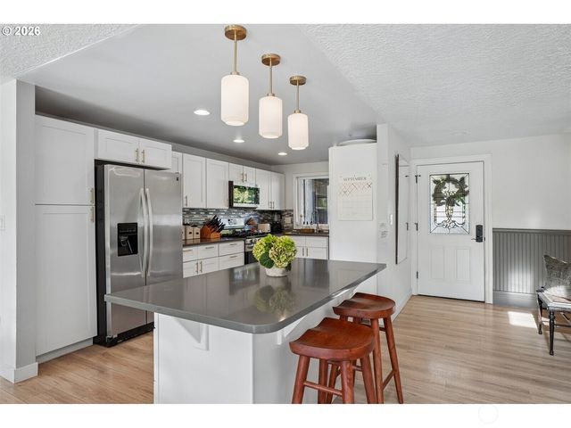 7508 NE Meadows Drive, Vancouver, WA 98662