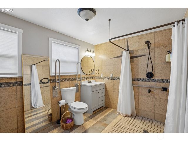 7508 NE Meadows Drive, Vancouver, WA 98662