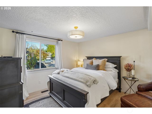 7508 NE Meadows Drive, Vancouver, WA 98662