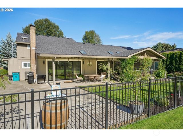7508 NE Meadows Drive, Vancouver, WA 98662