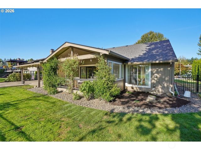 7508 NE Meadows Drive, Vancouver, WA 98662