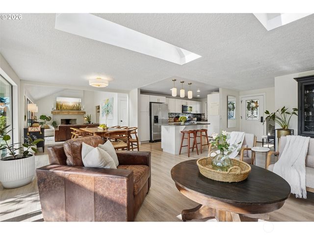 7508 NE Meadows Drive, Vancouver, WA 98662
