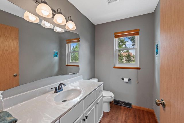 1001 Bluehill AVENUE, Fond Du Lac, WI 54935