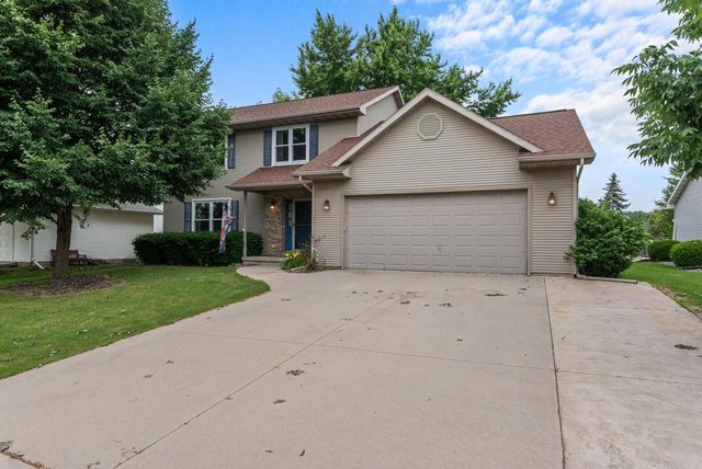 1001 Bluehill AVENUE, Fond Du Lac, WI 54935