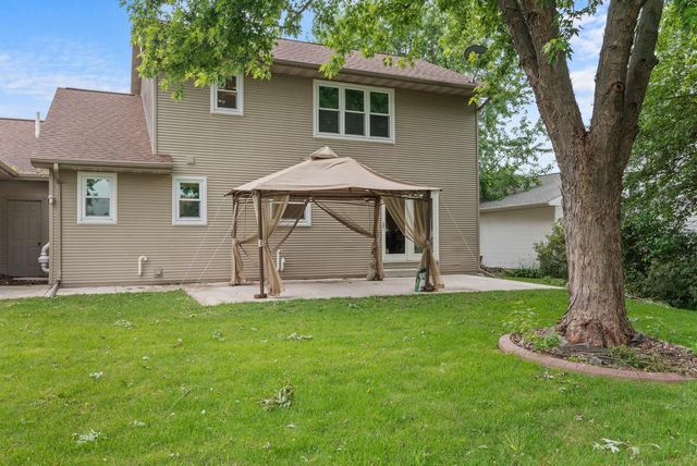 1001 Bluehill AVENUE, Fond Du Lac, WI 54935