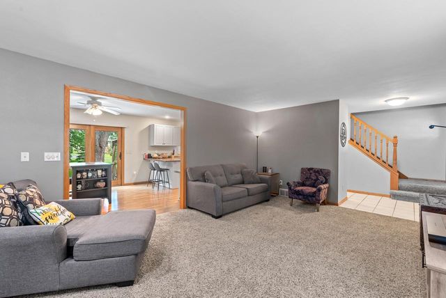 1001 Bluehill AVENUE, Fond Du Lac, WI 54935