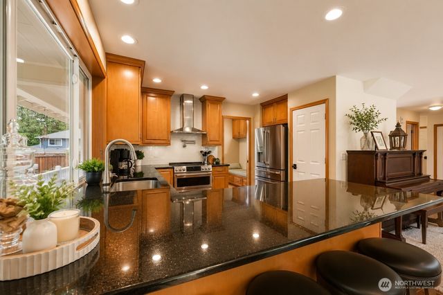 7730 Johnson Point Road SE, Olympia, WA 98516