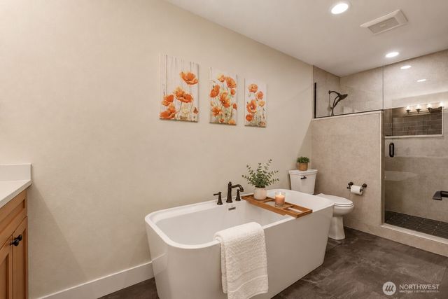 7730 Johnson Point Road SE, Olympia, WA 98516