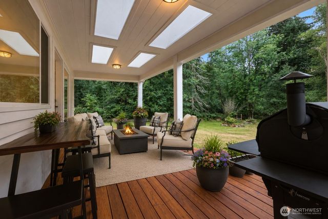 7730 Johnson Point Road SE, Olympia, WA 98516