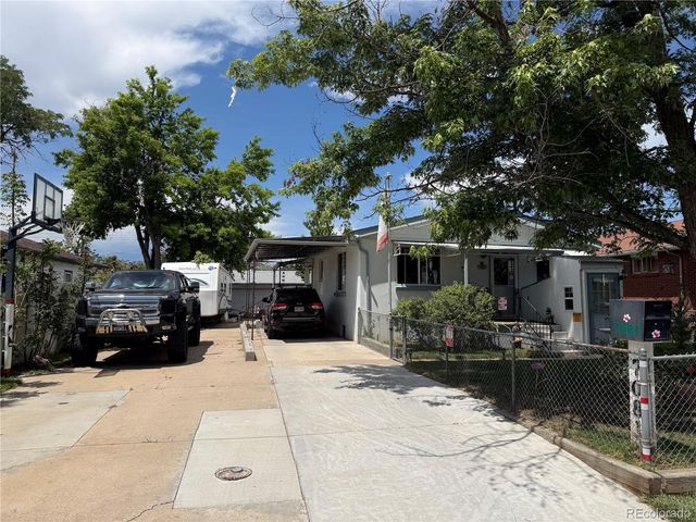 7081 Pontiac Street, Commerce City, CO 80022