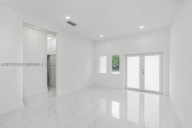 2419 NW 97th St, Miami, FL 33147