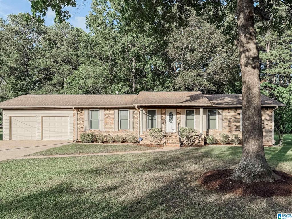 705 PETERSON DRIVE, Gardendale, AL 35071