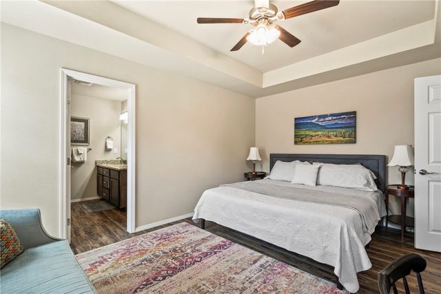 817 Brook Street, Gentry, AR 72734