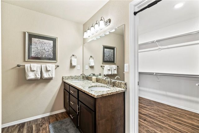 817 Brook Street, Gentry, AR 72734