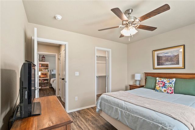 817 Brook Street, Gentry, AR 72734