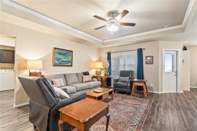 817 Brook Street, Gentry, AR 72734