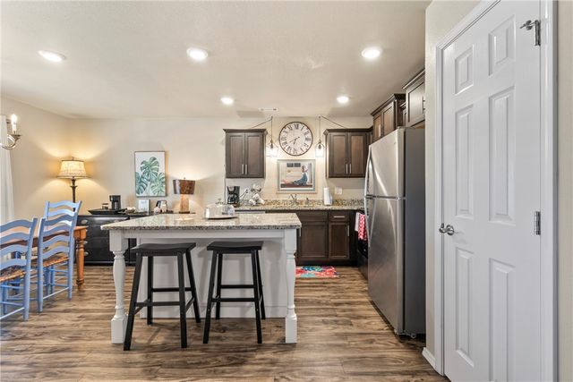 817 Brook Street, Gentry, AR 72734