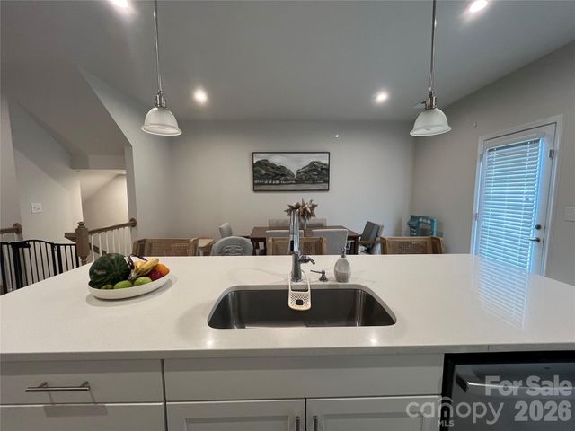 1105 May Apple Drive, Matthews, NC 28104