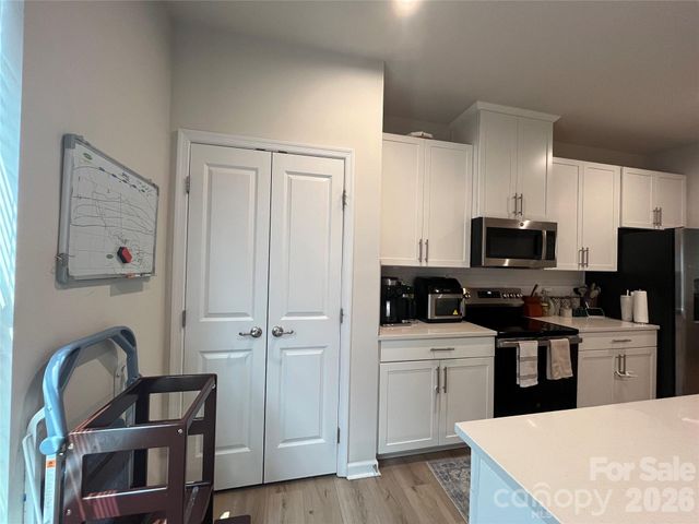 1105 May Apple Drive, Matthews, NC 28104