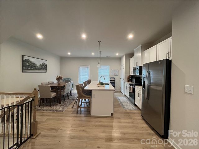 1105 May Apple Drive, Matthews, NC 28104