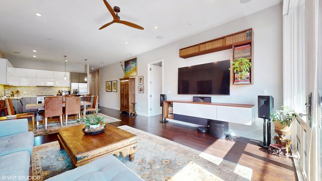 2335 W Chicago Avenue 2R, Chicago, IL 60622