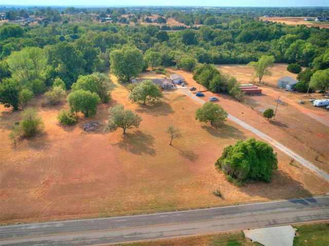 11711 S Czech Hall Road, Mustang, OK 73064