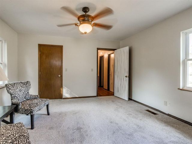 11711 S Czech Hall Road, Mustang, OK 73064