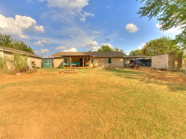 11711 S Czech Hall Road, Mustang, OK 73064