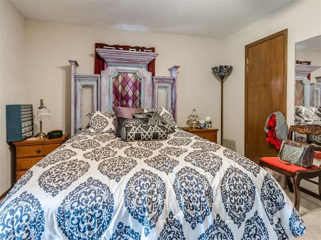 11711 S Czech Hall Road, Mustang, OK 73064