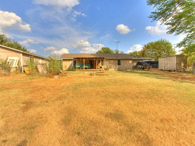 11711 S Czech Hall Road, Mustang, OK 73064
