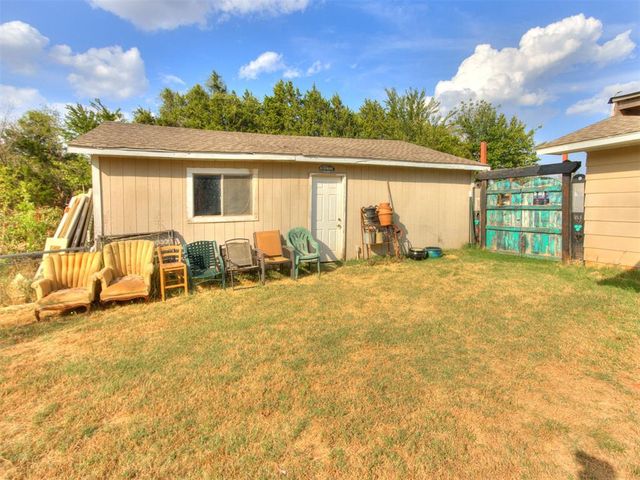 11711 S Czech Hall Road, Mustang, OK 73064