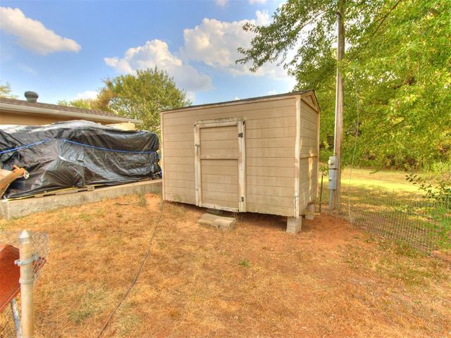 11711 S Czech Hall Road, Mustang, OK 73064