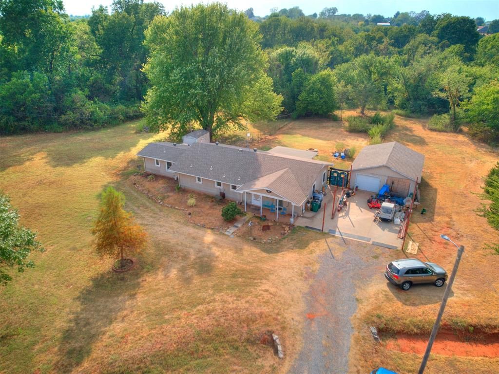 11711 S Czech Hall Road, Mustang, OK 73064