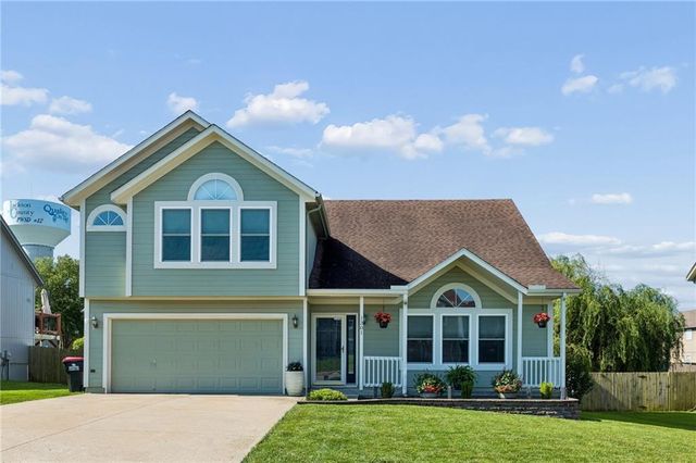 1301 Bradford Drive, Greenwood, MO 64034