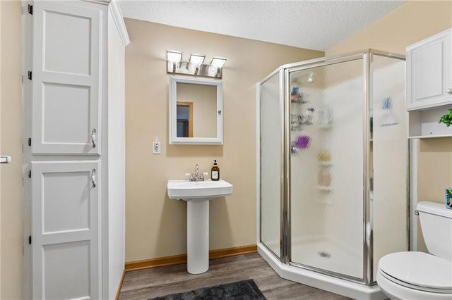 1301 Bradford Drive, Greenwood, MO 64034