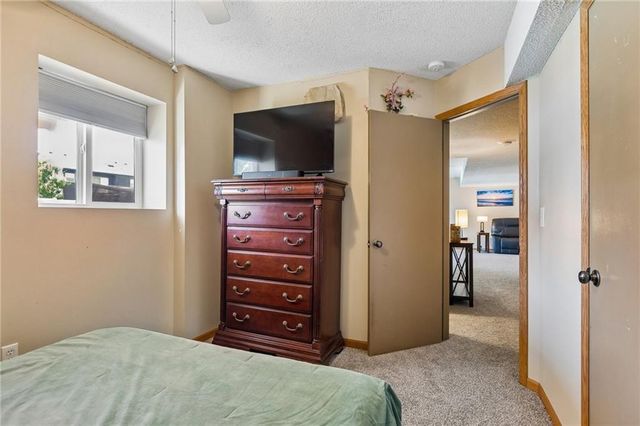 1301 Bradford Drive, Greenwood, MO 64034