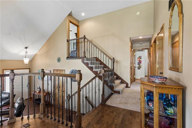1301 Bradford Drive, Greenwood, MO 64034