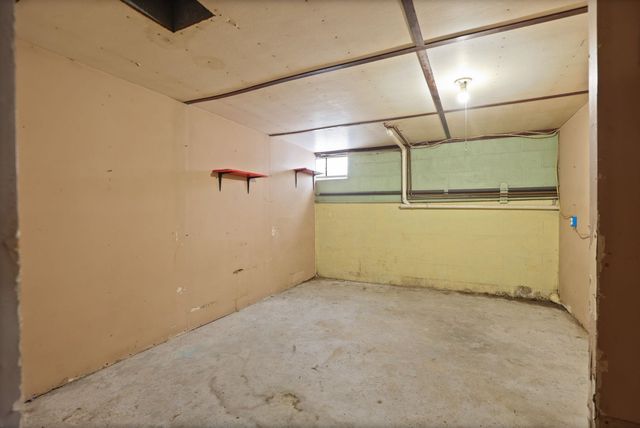 2744 Kirk Road, Juniata Twp, MI 48768