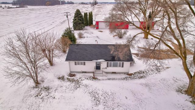 2744 Kirk Road, Juniata Twp, MI 48768