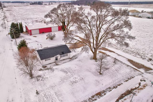 2744 Kirk Road, Juniata Twp, MI 48768