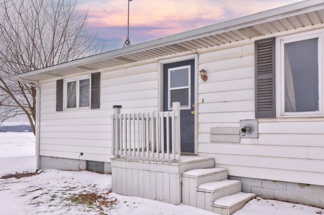 2744 Kirk Road, Juniata Twp, MI 48768