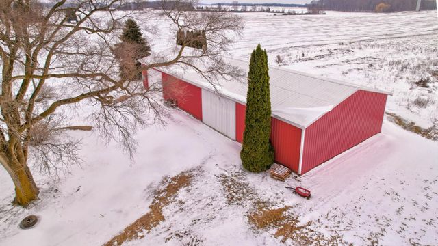 2744 Kirk Road, Juniata Twp, MI 48768