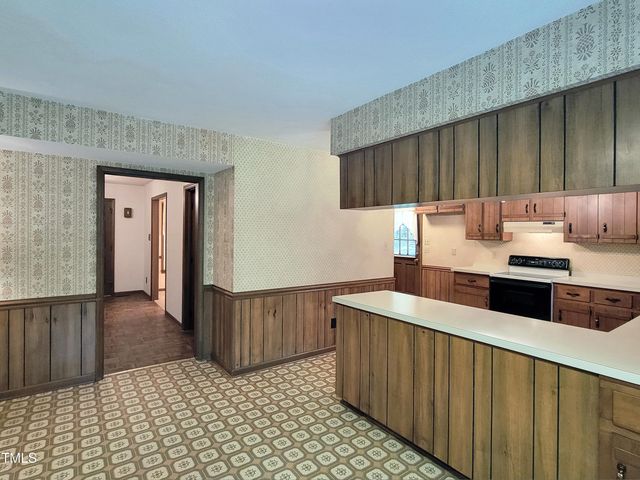6508 Deerview Drive, Raleigh, NC 27606