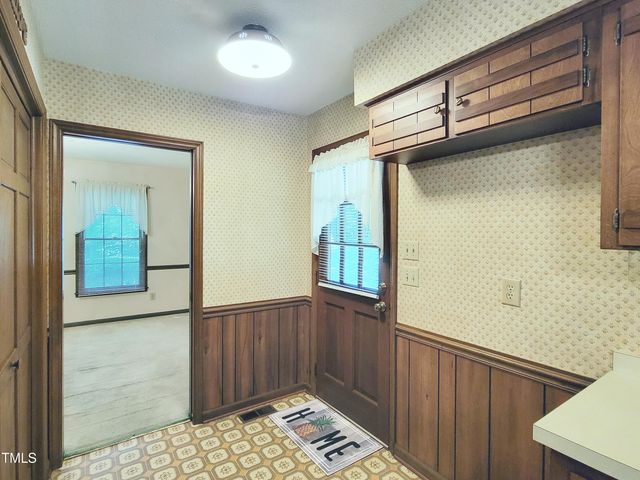 6508 Deerview Drive, Raleigh, NC 27606