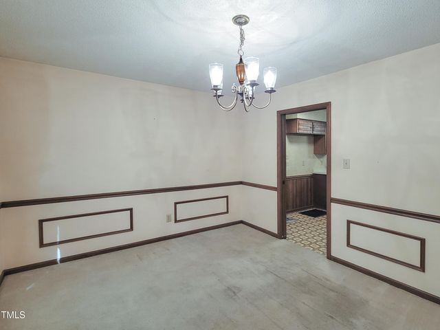 6508 Deerview Drive, Raleigh, NC 27606
